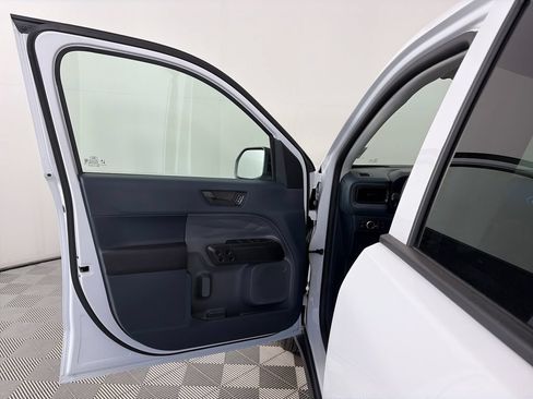 Used 2025 Ford Maverick XL FWD image 10