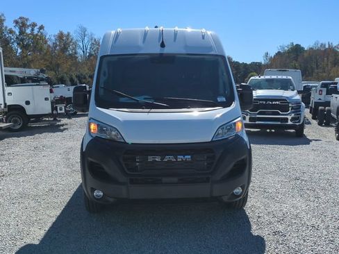 New 2026 RAM ProMaster 2500 w/ Convenience Group FWD image 8
