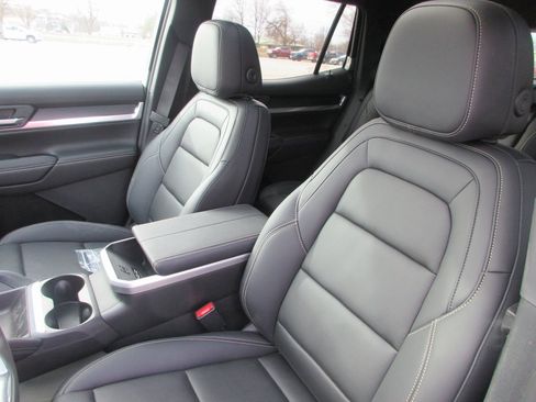 New 2026 GMC Terrain Elevation w/ Elevation Premium Package image 12