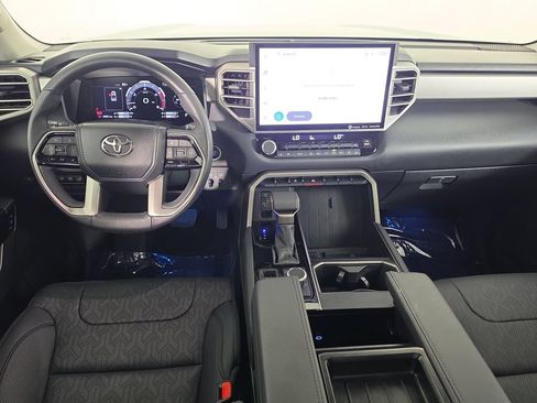 Used 2024 Toyota Tundra Limited AWD/4WD image 25