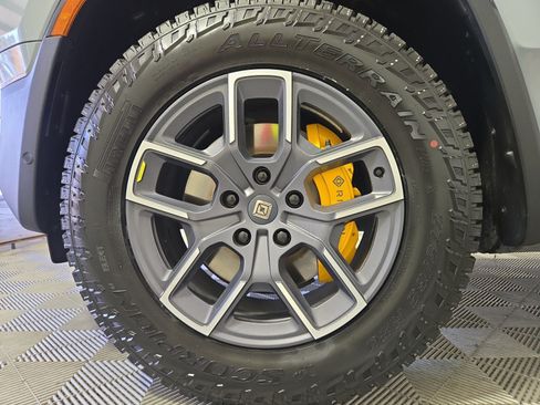 Used 2023 Rivian R1S Adventure Quad AWD/4WD image 9