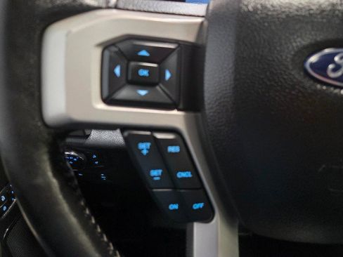 Used 2019 Ford F250 Lariat w/ Lariat Ultimate Package image 47