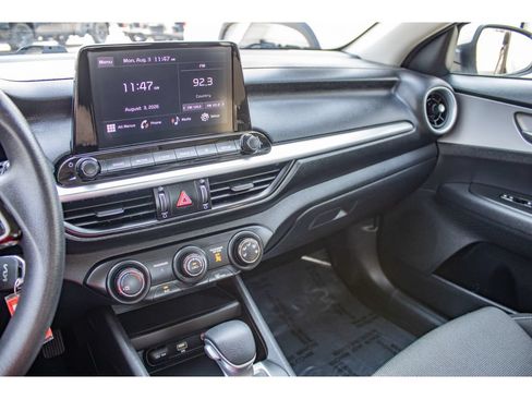 Used 2024 Kia Forte LXS w/ LXS Technology Package FWD image 39