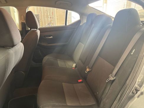 Used 2022 Nissan Sentra SV image 17