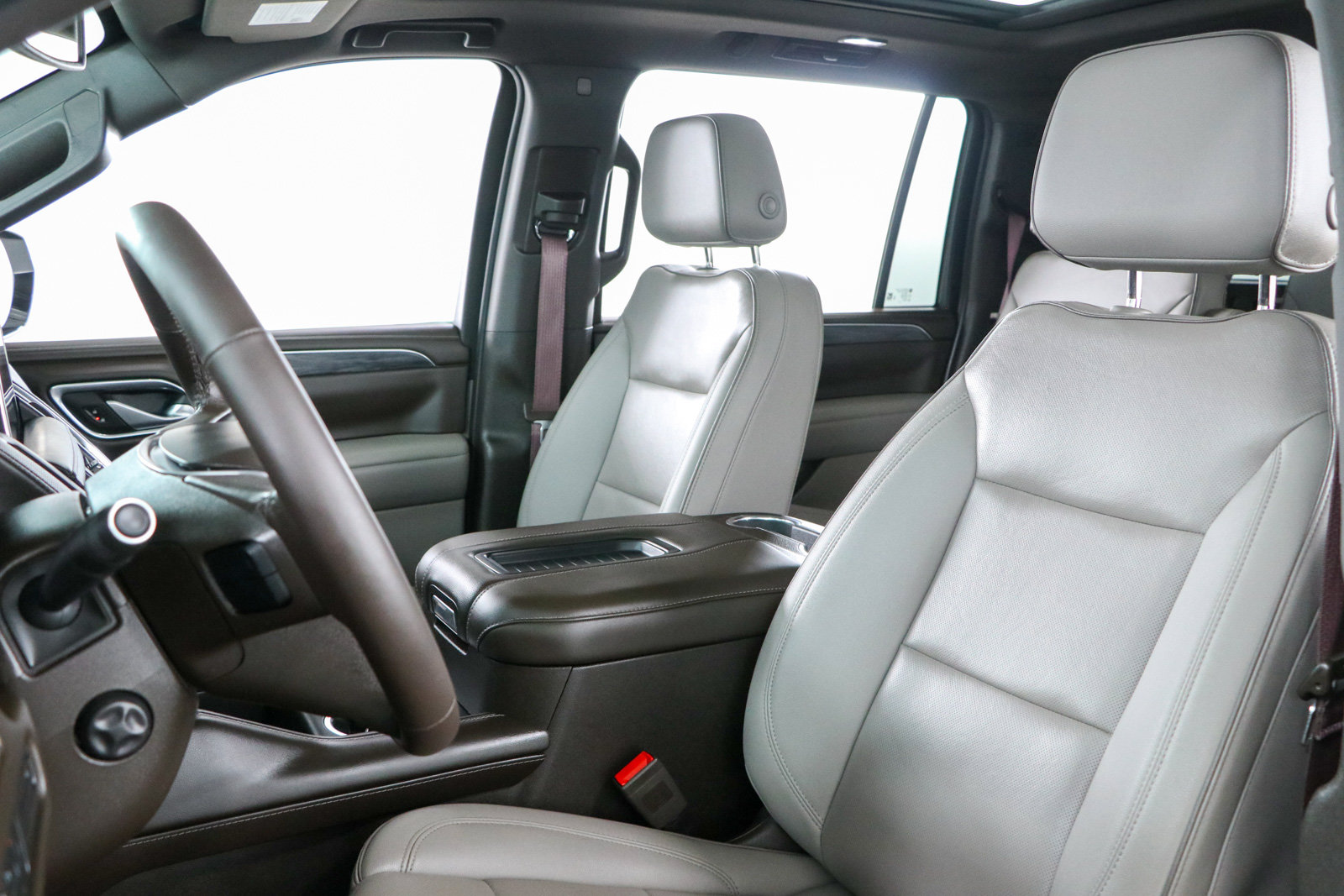 Used 2022 GMC Yukon XL SLT w/ SLT Premium Package RWD image 27