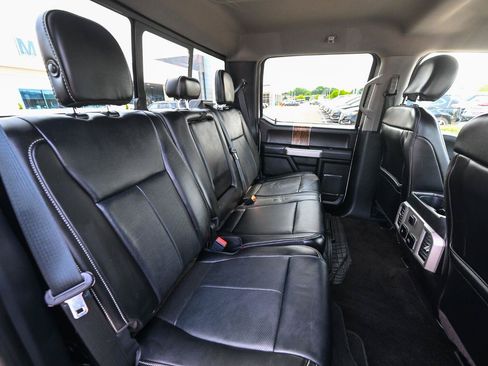 Used 2019 Ford F150 Lariat w/ Trailer Tow Package AWD/4WD image 29