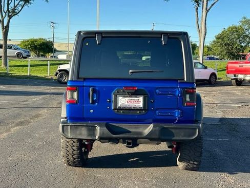 Used 2019 Jeep Wrangler Unlimited Sport S AWD/4WD image 4