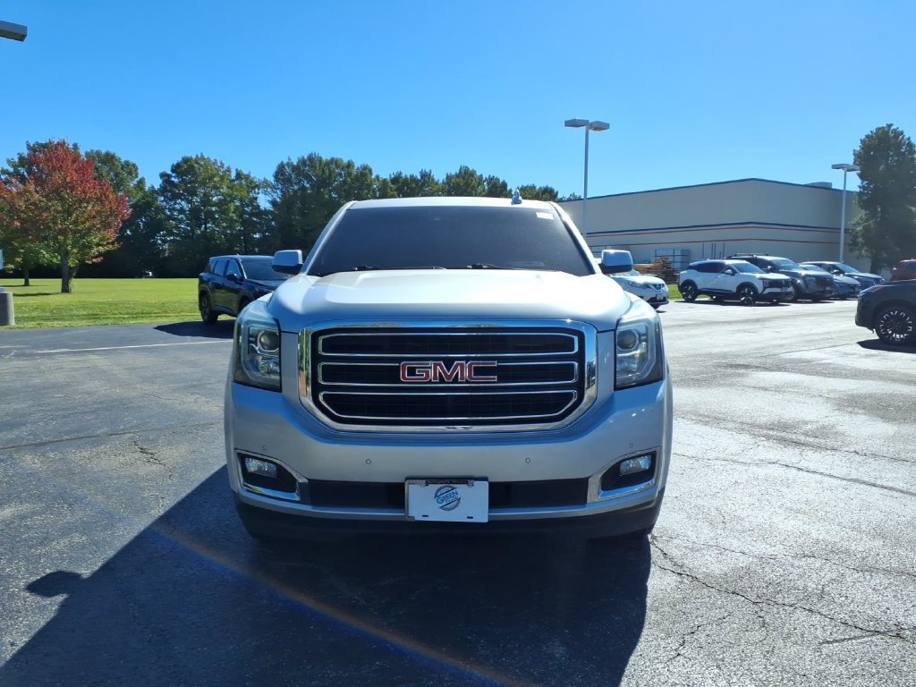 Used 2019 GMC Yukon XL SLT w/ Open Road Package AWD/4WD image 2