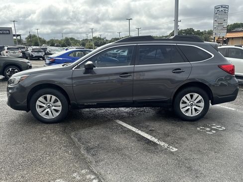 Used 2018 Subaru Outback 2.5i AWD/4WD image 6
