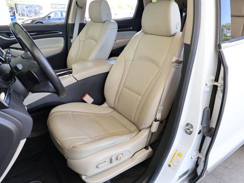 Used 2019 Buick Enclave Premium w/ Experience Buick Package FWD image 14