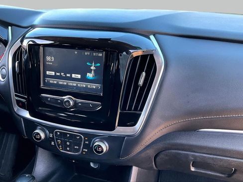 Used 2019 Chevrolet Traverse LS w/ LPO, Blackout Package FWD image 16