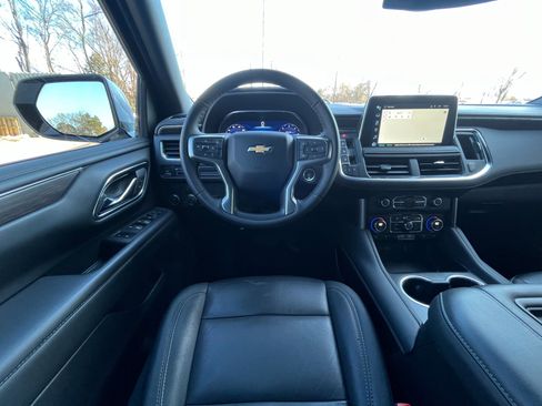 Used 2024 Chevrolet Suburban LT image 51