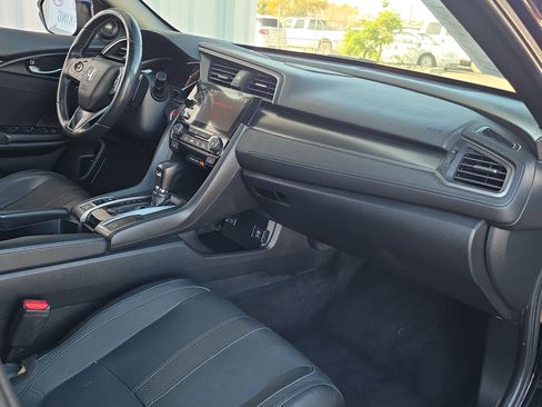 Used 2019 Honda Civic Sport Touring image 32