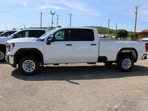 New 2025 GMC Sierra 2500 Pro w/ Convenience Package image 3