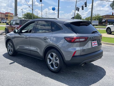 Used 2025 Ford Escape ST-Line FWD image 6