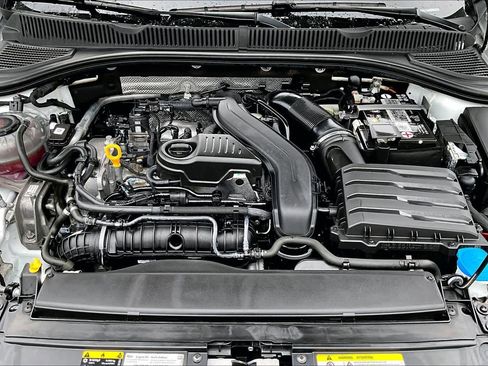 Used 2023 Volkswagen Jetta SE image 31