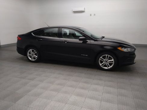 Used 2018 Ford Fusion S image 11