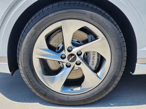 Used 2026 Genesis GV70 2.5T image 7