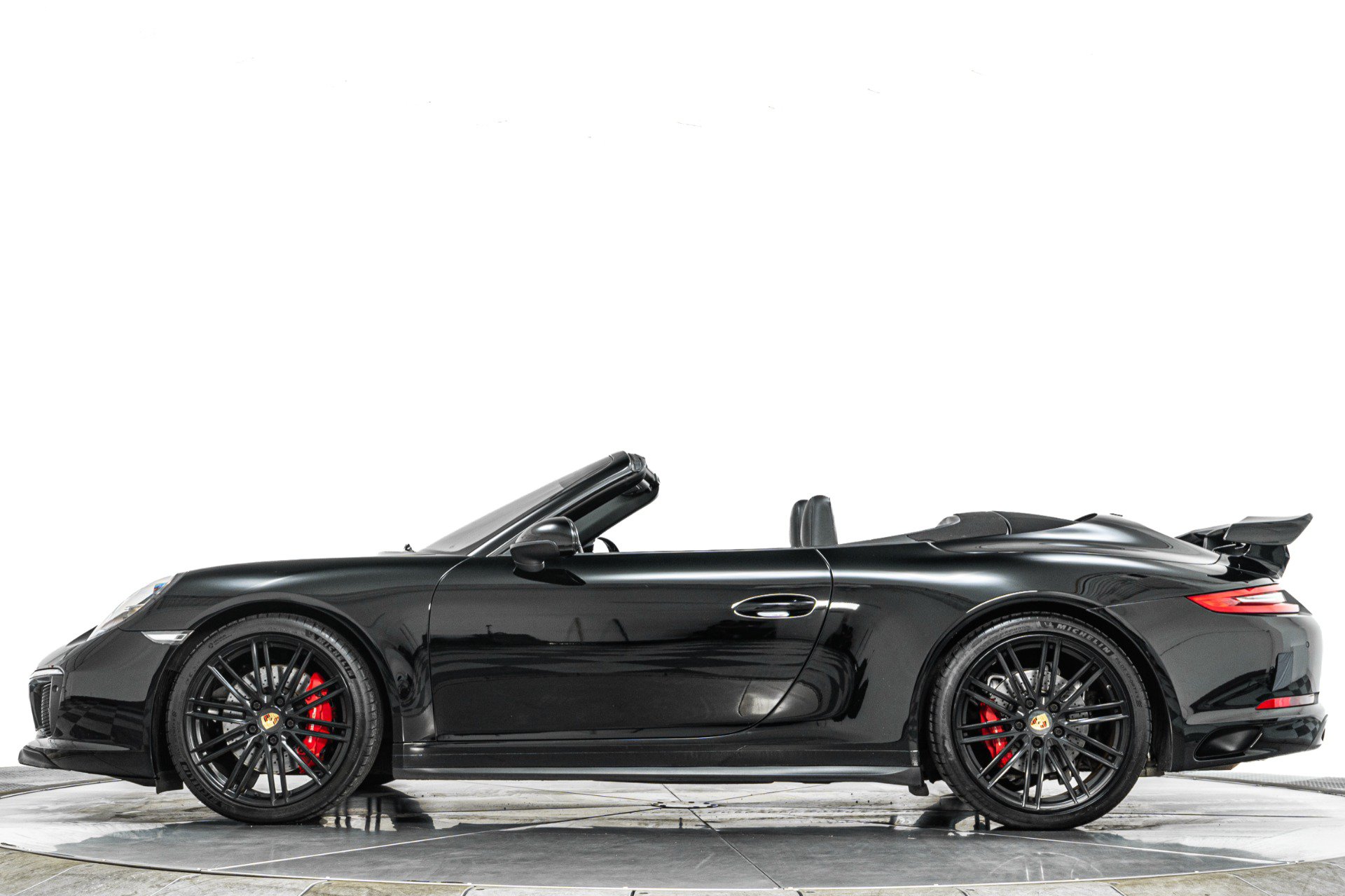 Used 2018 Porsche 911 Carrera 4S AWD/4WD image 15