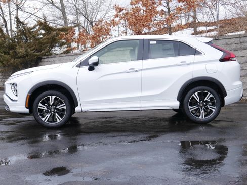 Used 2026 Mitsubishi Eclipse Cross SEL AWD/4WD image 3