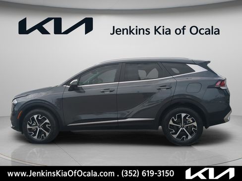 Certified 2023 Kia Sportage EX AWD/4WD image 6