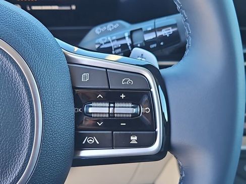 New 2026 Kia Carnival EX FWD image 20