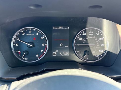 Used 2022 Subaru Outback Premium image 12