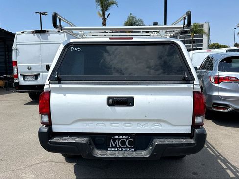 Used 2023 Toyota Tacoma SR RWD image 5