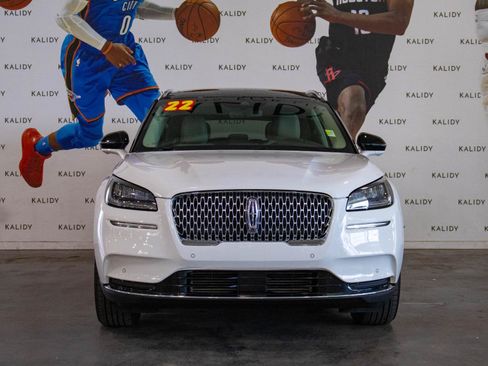 Used 2022 Lincoln Corsair Reserve w/ Equipment Group 201A AWD/4WD image 21