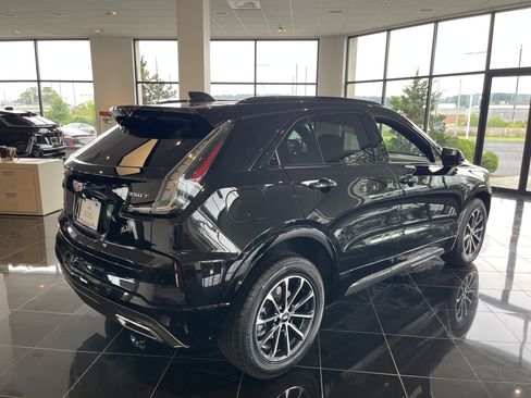 Certified 2024 Cadillac XT4 Sport AWD/4WD image 6