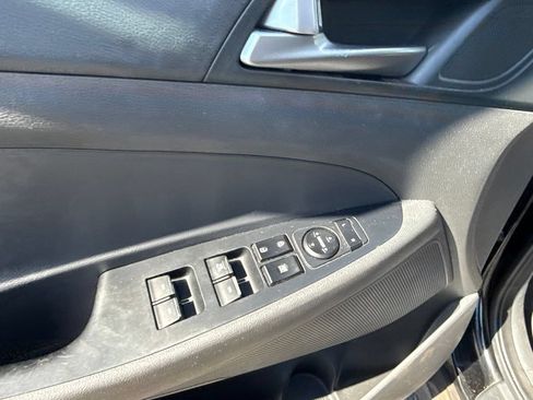 Used 2016 Hyundai Tucson Limited w/ Option Group 03 AWD/4WD image 19