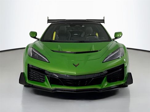 Used 2026 Chevrolet Corvette ZR1 w/ ZR1 Carbon Fiber Aero Package RWD image 11