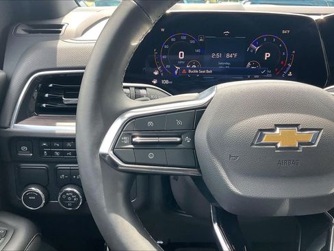 Used 2025 Chevrolet Suburban Premier RWD image 23