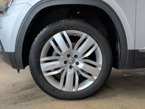 Used 2019 Volkswagen Atlas SEL AWD/4WD image 30