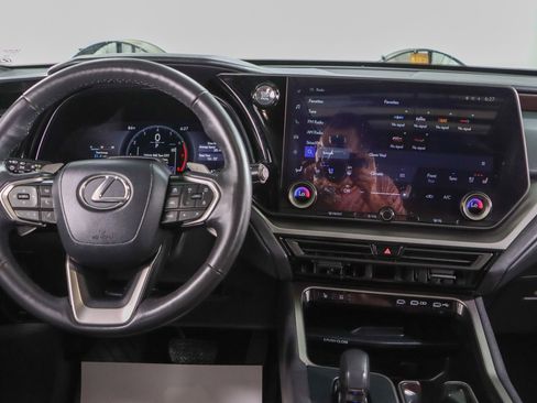 Used 2025 Lexus TX 350 AWD w/ Technology Package image 18