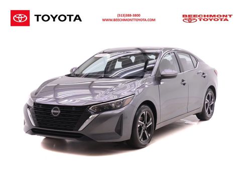 Used 2025 Nissan Sentra SV FWD image 1