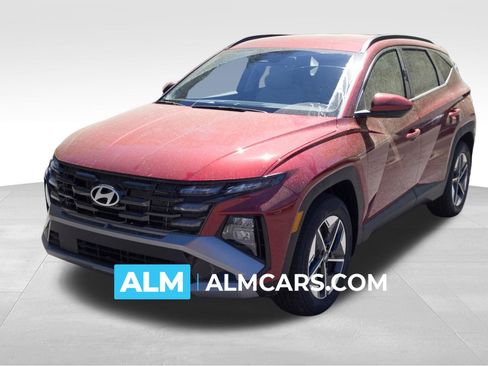 Used 2025 Hyundai Tucson SEL FWD image 1