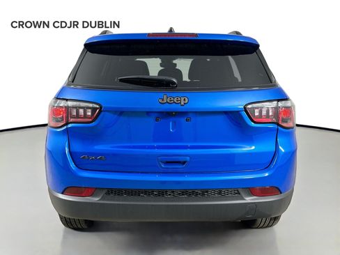Used 2026 Jeep Compass Latitude AWD/4WD image 6