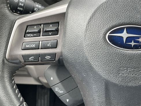 Used 2015 Subaru Forester 2.5i Limited AWD/4WD image 28