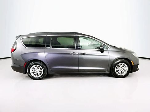 Used 2021 Chrysler Voyager Lxi FWD image 26