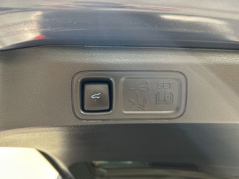 Certified 2023 Ford Expedition Limited AWD/4WD image 38