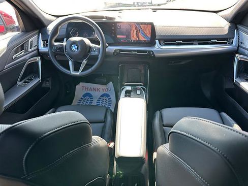 Certified 2025 BMW X2 xDrive28i w/ Premium Package image 20