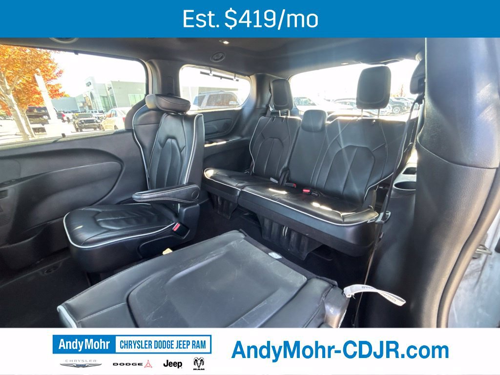 Used 2025 Chrysler Pacifica Limited FWD image 14