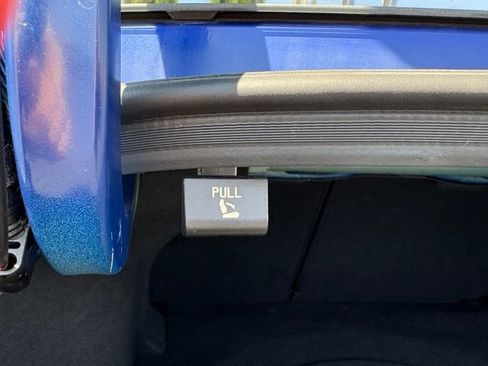 Used 2025 Hyundai Elantra SEL FWD image 9
