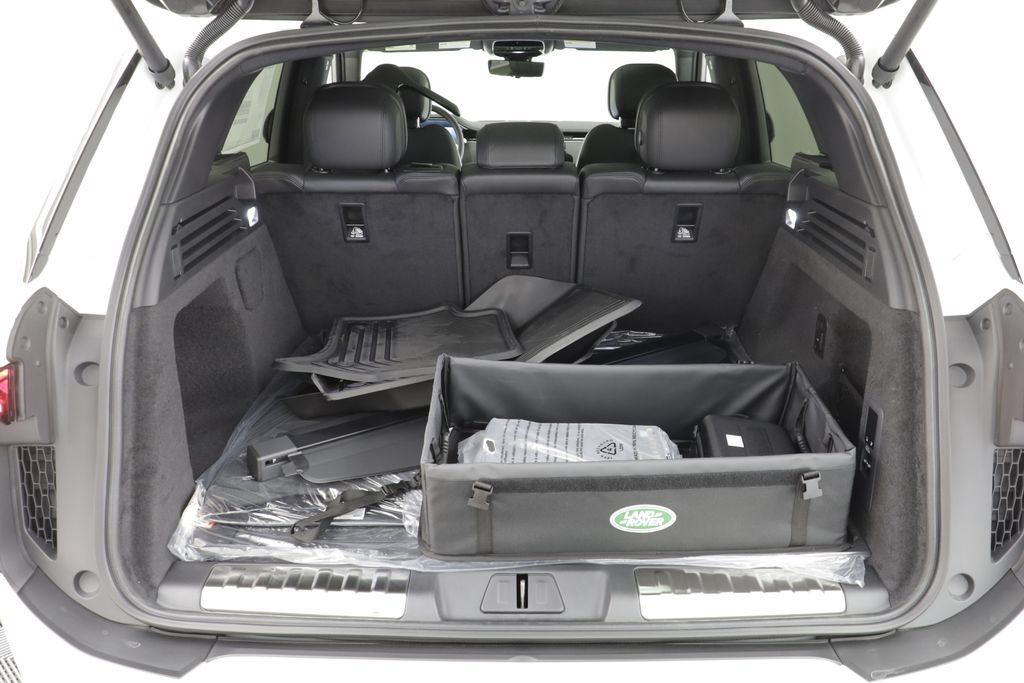 New 2026 Land Rover Range Rover Sport Dynamic SE AWD/4WD image 19