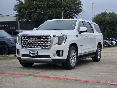 Used 2023 GMC Yukon XL Denali RWD image 3