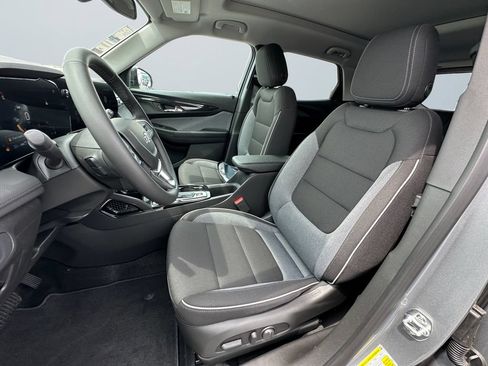 New 2026 Chevrolet TrailBlazer LT w/ Convenience Package AWD/4WD image 9
