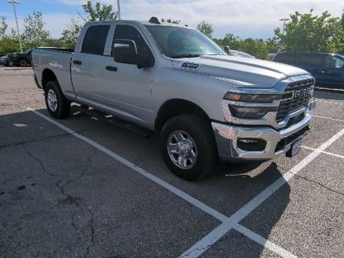 Used 2026 RAM 2500 Tradesman AWD/4WD image 8