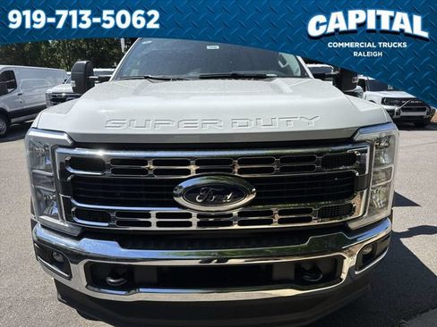 New 2026 Ford F550 4x4 SuperCab Super Duty image 12