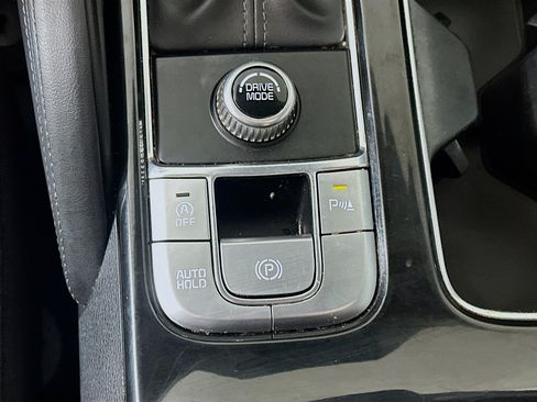 Used 2023 Kia Telluride EX w/ EX Captain's Chair Package FWD image 26